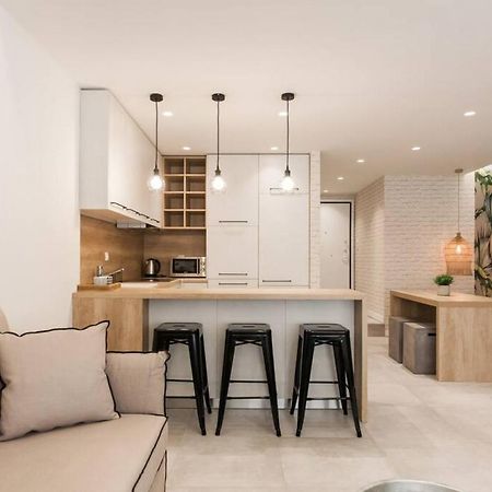 Chic Apartment - Strolling To The Athenian Streets Dış mekan fotoğraf