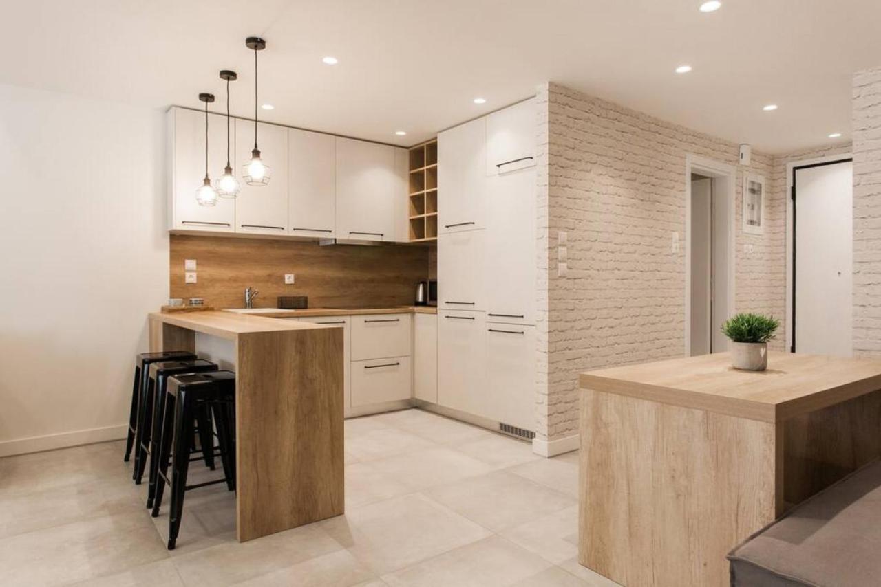 Chic Apartment - Strolling To The Athenian Streets Dış mekan fotoğraf